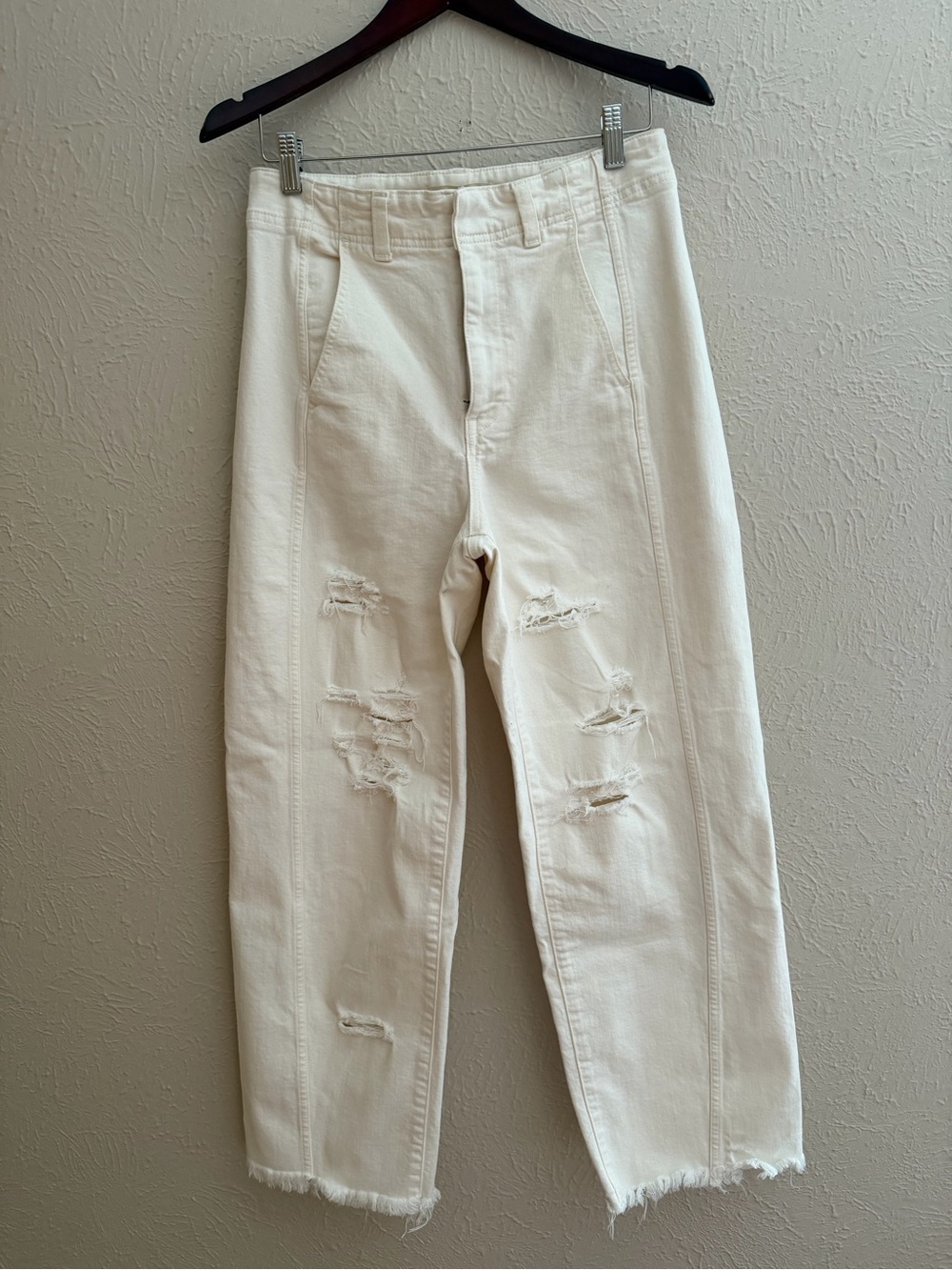 Madewell White Distressed Jeans – Women’s Size 28